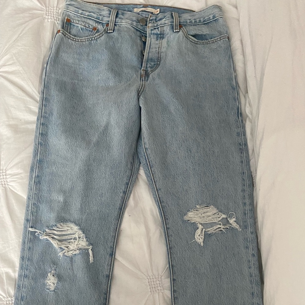 Levi’s wedgie ankle jeans, light wash